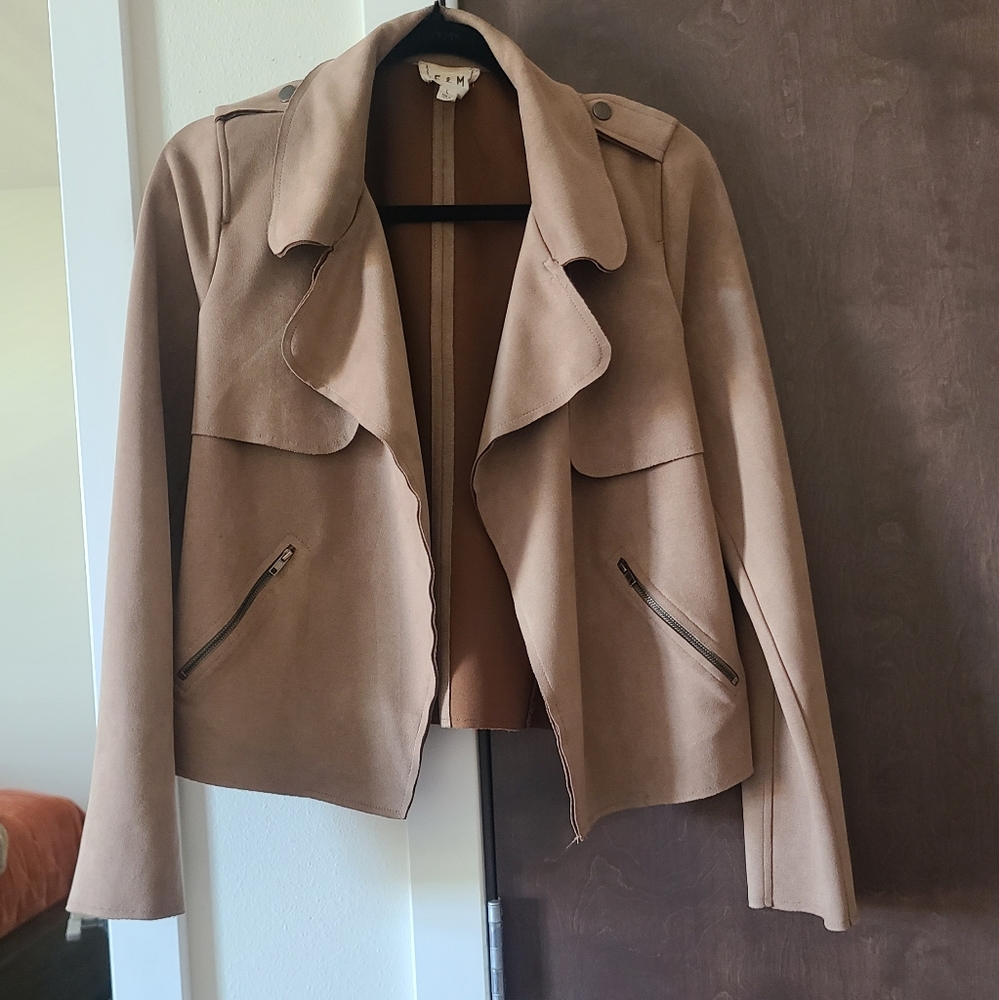 E&M Loose, Light, Beige Blazer (NO Zipper) - Size Medium